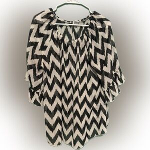 Super cute top over a tank! One size fits all!